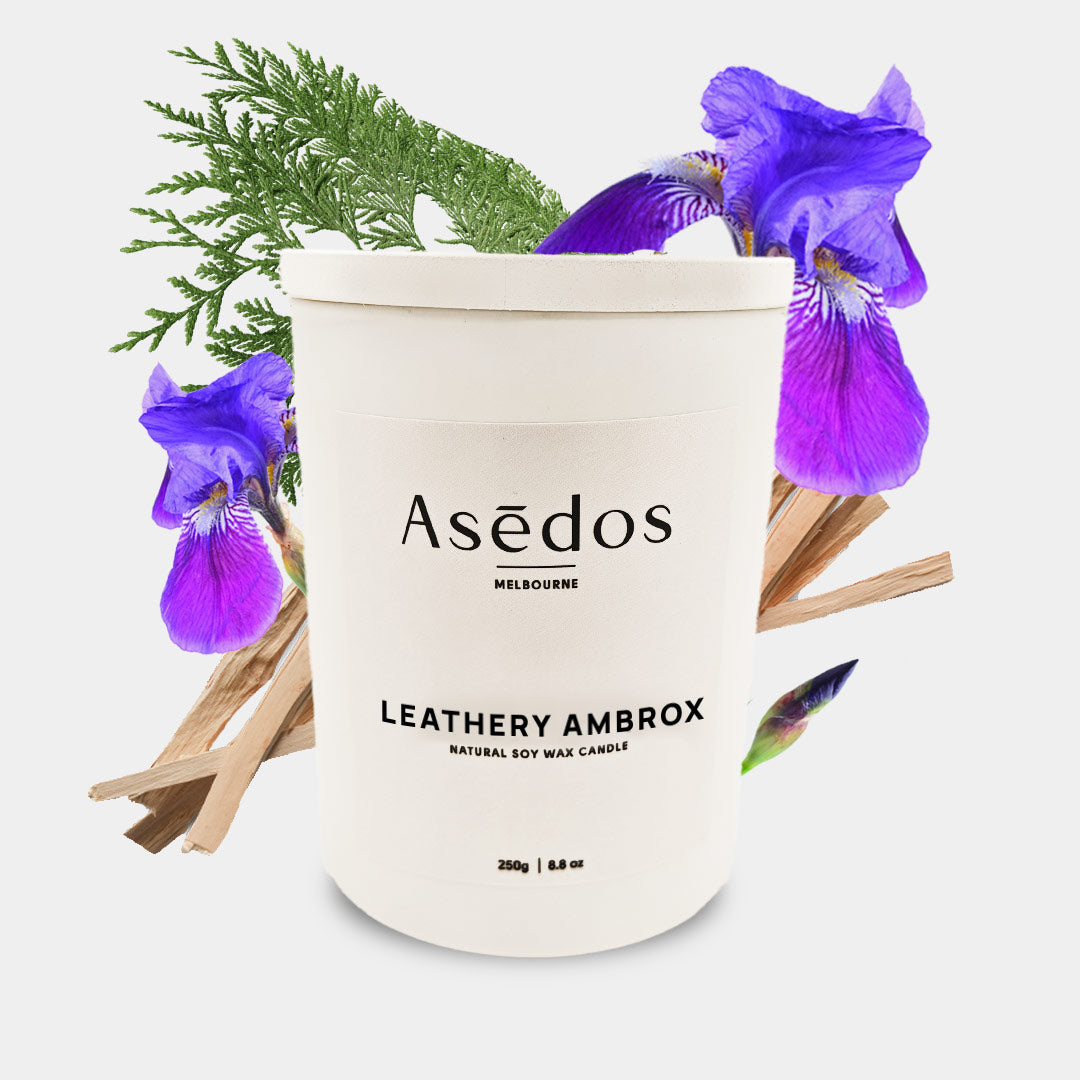 LEATHERY AMBROX CANDLE